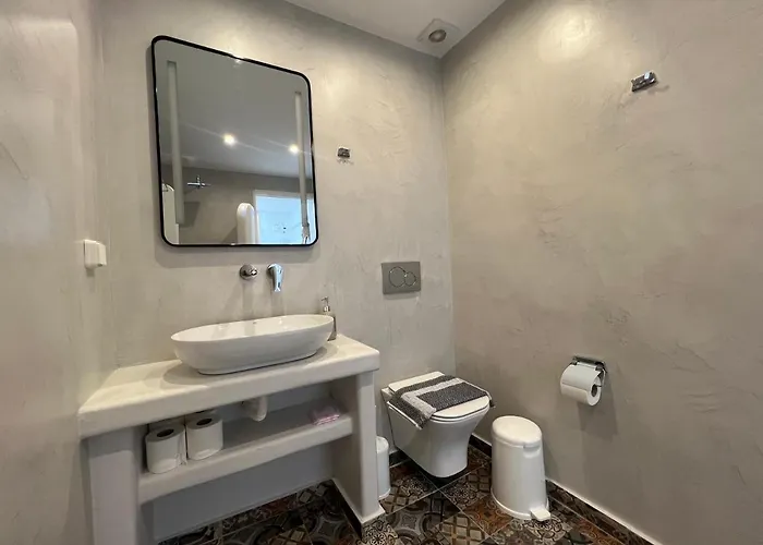 3 Bedroom House Included Car Rental-heated Jacuzzi 佩里萨