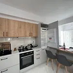 Apartament 3 Bedroom House Included Car Rental-heated Jacuzzi Perissa (Santorini)