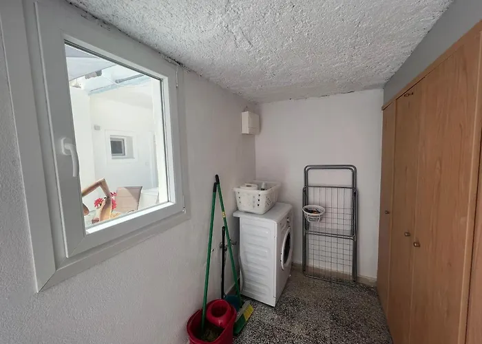 Apartman 3 Bedroom House Included Car Rental-heated Jacuzzi